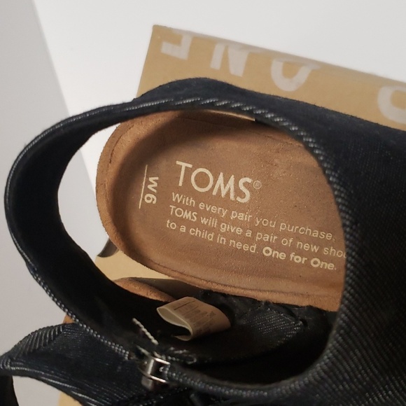 Toms Majorca Cutout Sandals - Picture 3 of 6